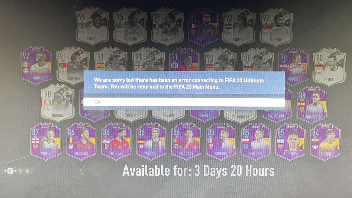 berkeozgull's tweet photo. @EAHelp I’m not being able to enter Ultimate team. My internet is completely fine and PSN is working too so I don’t know what is causing this problem. I’m able to log on to the companion app but not on my console

I restart router, game and ps5 but still same page.. https://t.co/2f8yGuKgYP