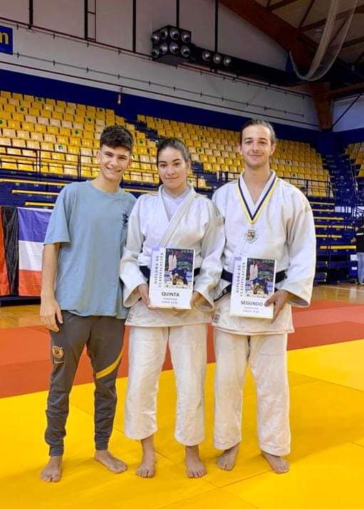 El pasado fin de semana, parte del equipo júnior del TSV de judo se desplazaba hasta Las Palmas de Gran Canaria para disputar la Copa de España de la categoría, denominada Memorial Santiago Ojeda. Dicho conjunto estuvo compuesto por Rafael Jiménez...
m.facebook.com/story.php?stor…