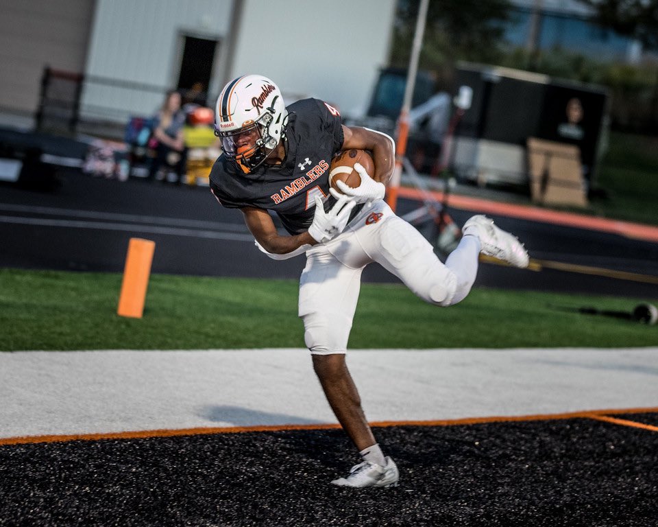 WakeemPage2's tweet photo. Thank you cp football for the last 4 years of my life. Would not have wanted to be anywhere else. Thank you all the coaches, teamates, & everyone else apart of our football family truly made it memorable and times I won’t forget🖤🧡. @PrepRamblers https://t.co/yKmjfuoUHW