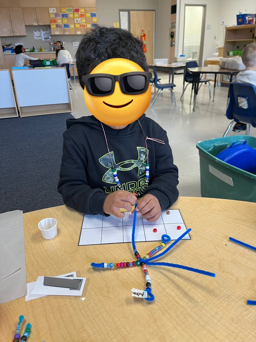 charrison432's tweet photo. We are counting to 10 to make our beaded ❄️❄️ https://t.co/FvjOO5F8sw