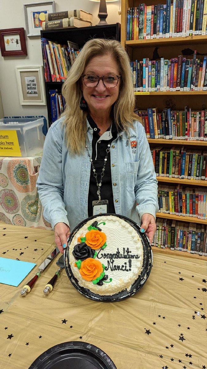 Elizabeth Mitchell tweet media