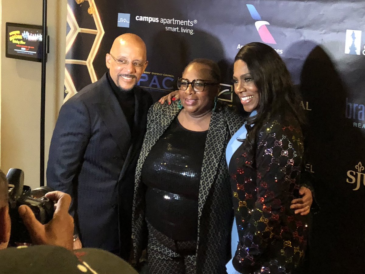 Great time last week celebrating @thesherylralph and raising money for @read_2succeed ! Right @SenatorHughes, we did it #PhillyStyle. #PartywithAPurpose #EmmyWinner #FundPHLSchools #AbbottElementary