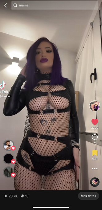 Tambi&eacute;n hago directo a veces 😈 https://t.co/5cw442Dg6C https://t.co/qcComZlMna