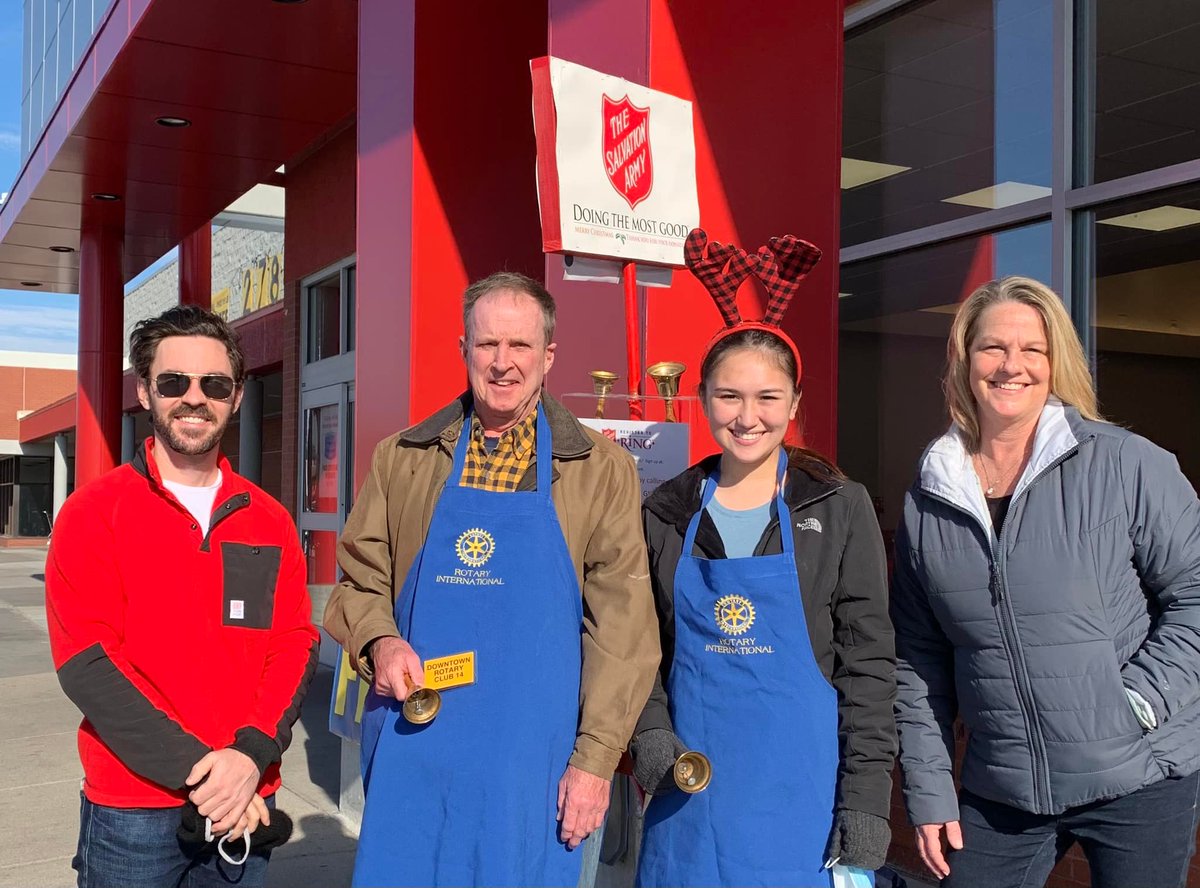 Rotary14's tweet photo. Ring together right now, Rotary! Become a volunteer bell ringer during The Salvation Army's Red Kettle Campaign. 

Sign up today to ring bells with fellow #LNK Rotary Club 14 members on Sat., Dec. 3 from 10:00 a.m.-4:00 p.m. (1-hour time slots): https://t.co/R7iQ9ya4Tc

@RI5650 https://t.co/2ezIyGOlkl
