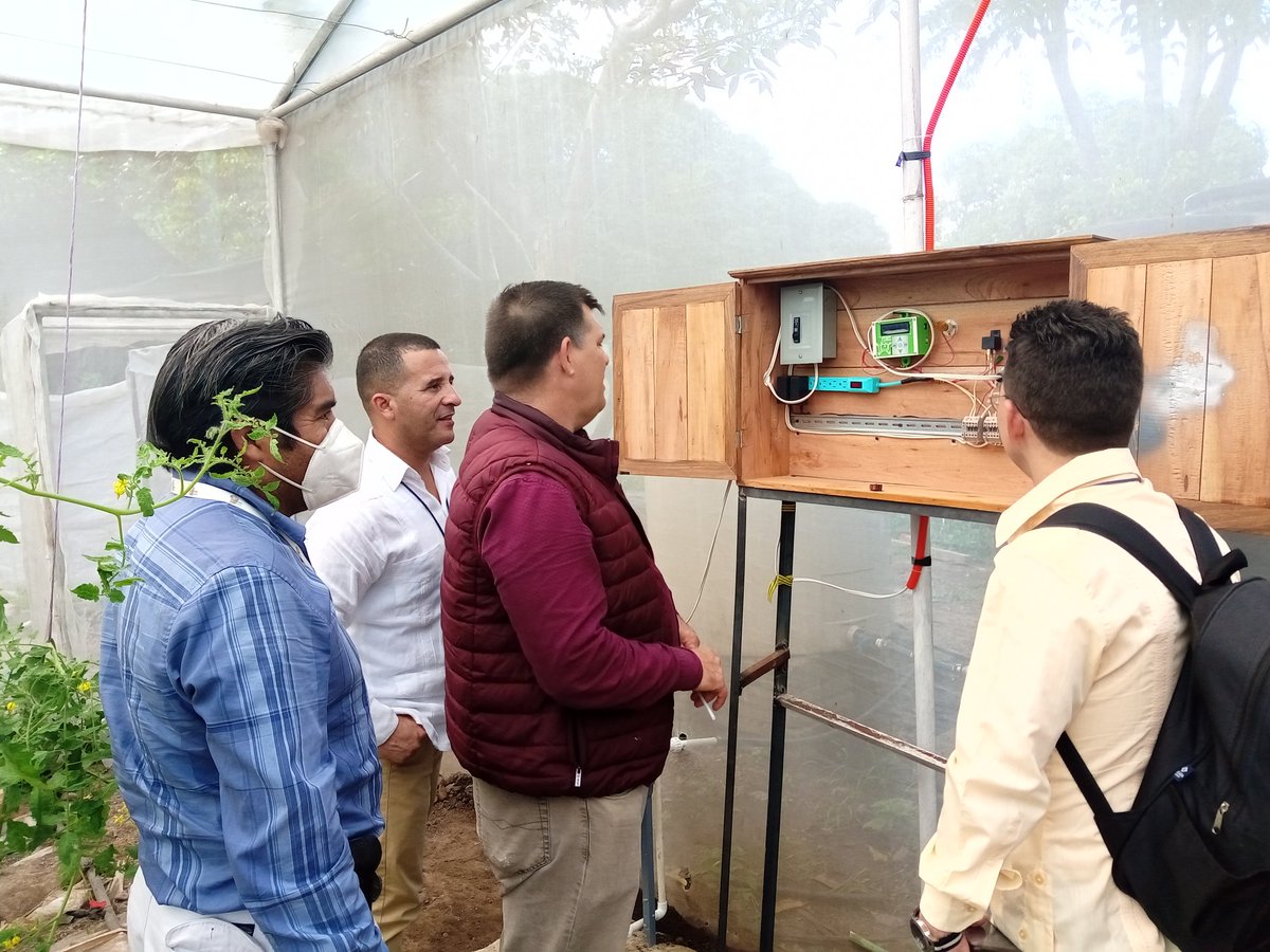 Realizan profesores  de la Universidad de La Isla de la Juventud, actividades de intercambio con estudiantes, profesores y directivos de la Universidad Tecnológica del Centro de Veracruz UTCV.