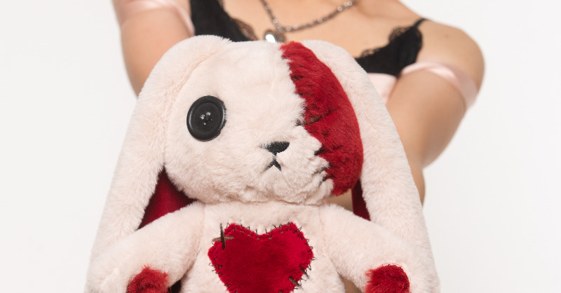 PlushieDreadful's tweet photo. Cuddle up ! ❤️🧵