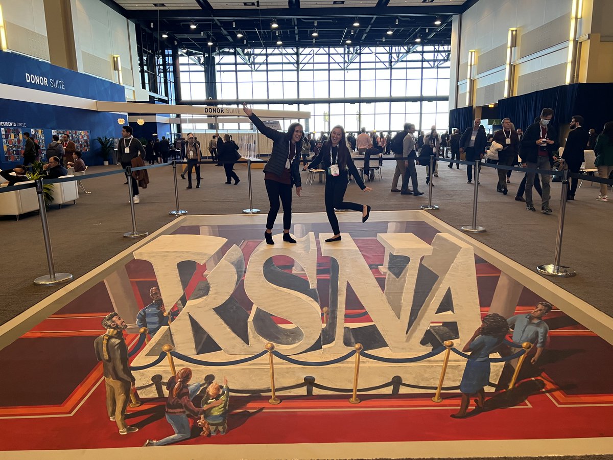 R4-Chief Jordan Fenner and R3 Marie Vogel crushing it at RSNA! #RSNA2022 #UNCRadiology #UNCRadres
