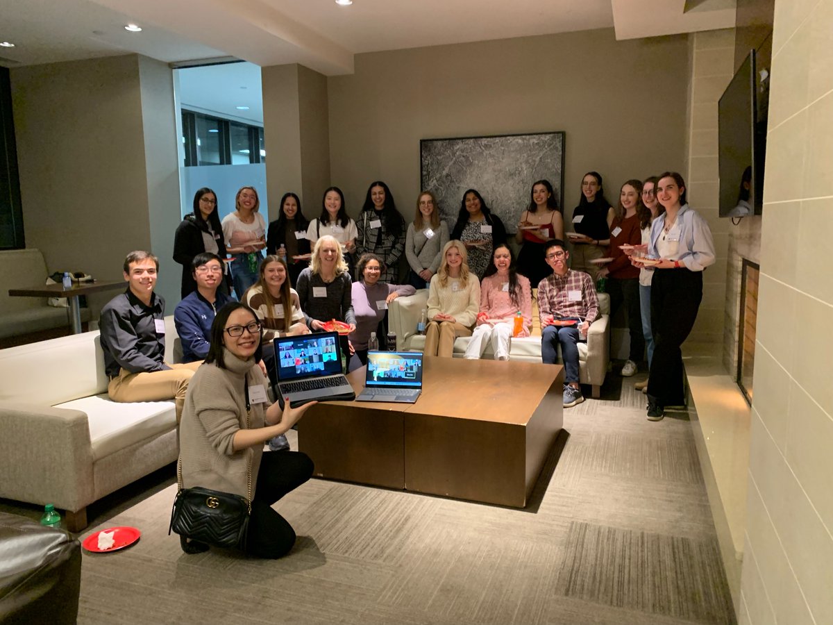 uofcambassadors's tweet photo. We had a great time connecting with current and past scholars at the Chancellor’s Club Scholars Alumni Network pizza party. A special thanks to past Chancellors Deborah Yedlin, Robert Thirsk, and Jim Dinning for taking the time to join us - and to Wilma Shim for organizing! https://t.co/Dj2wlYY26b