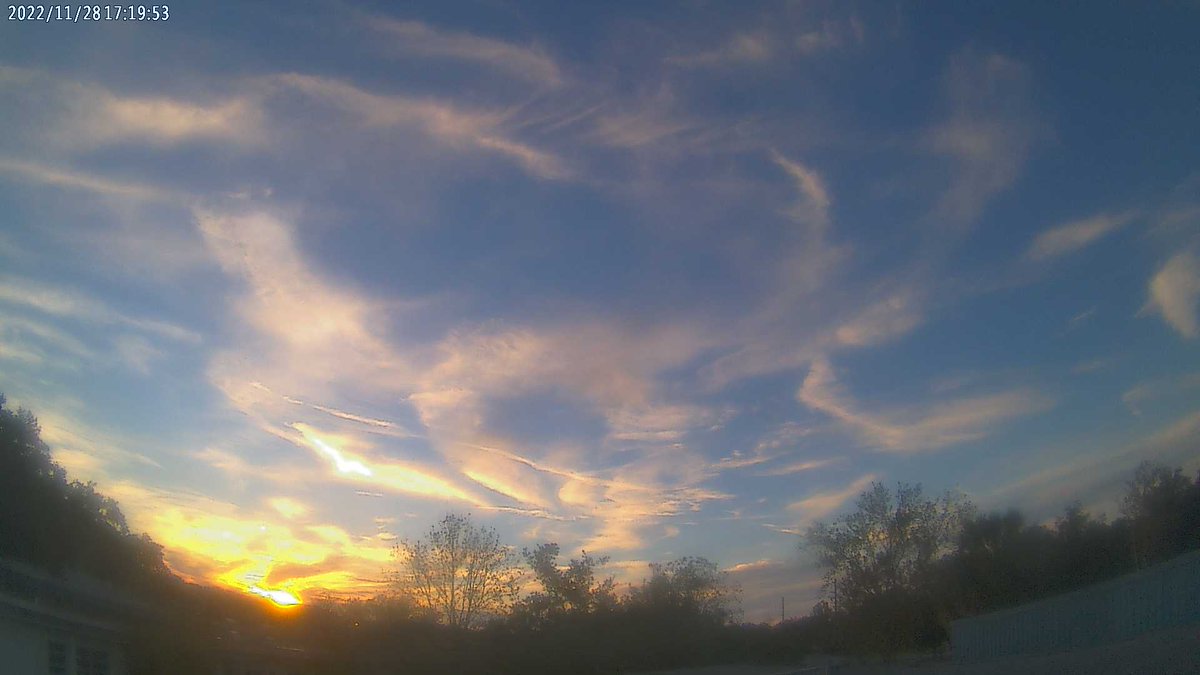 NHJWxSTEM's tweet photo. Dr. N H Jones Elementary School at sunset and it's 72.8 F. https://t.co/hC4A8jZIEH