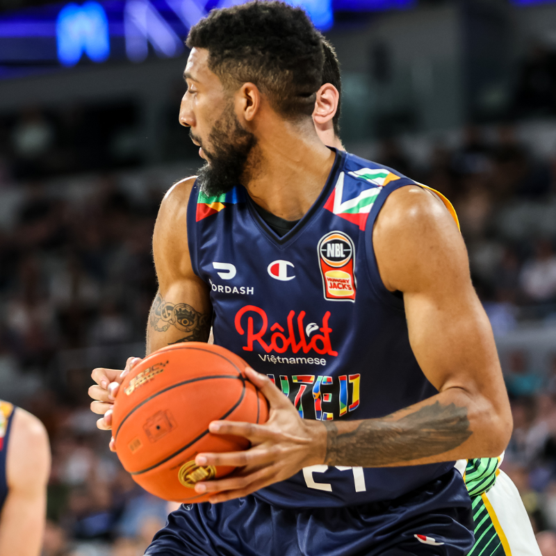 MelbUnited's tweet photo. 📝 In his first game in front of our home fans, big-man @JustMarcusLee showed exactly why he was brought into the team.
Lee’s strong performance earned him high praise from Assistant Coach Darryl McDonald, who said the athletic big-man is delivering on all expectations. More ⬇️