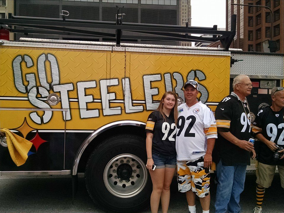 aVoice4ALS's tweet photo. Hey #SteelersNation 

Devyn is just 22 years old &amp; fighting 100% fatal #ALS.
No parents should have to watch their child battle ALS when a drug that is helping some is stuck in trials.

Can you help us fight for Devyn?
https://t.co/8Ak5skBVhk

#HereWeGo #SteelersFootball #NFL https://t.co/oxgFvUyojf