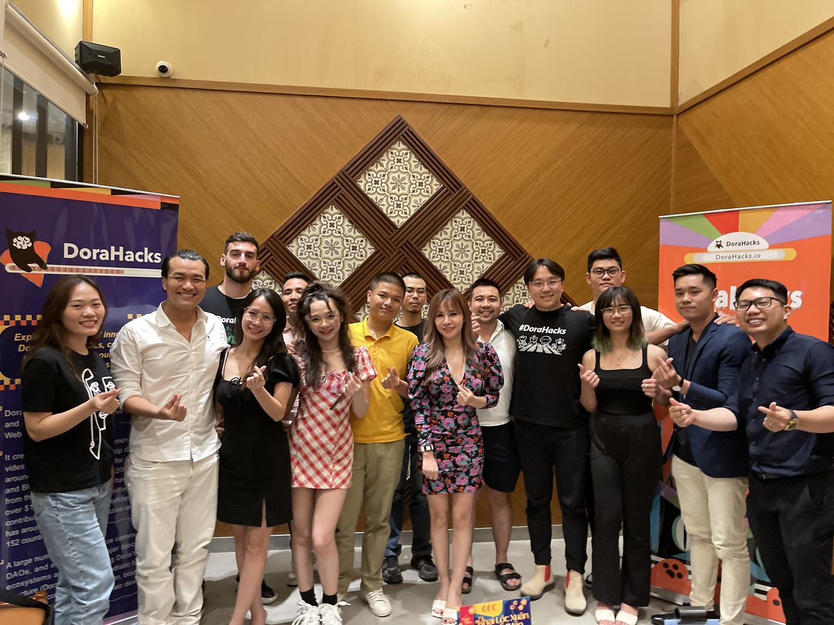daongok's tweet photo. 1st of many @DoraHacks and @DoraFactory meetups in Saigon, Vietnam!🇻🇳 Proud to have such a strong community here! https://t.co/9lSbin73l7