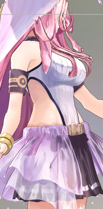 さくにゃんめっちゃえっちな格好しとったんやな…。 