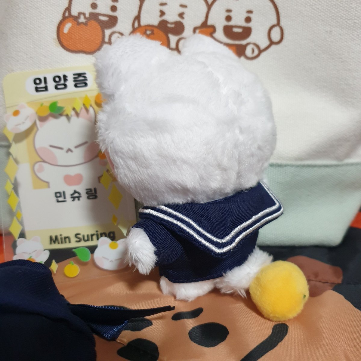 buddyofbts's tweet image. @minsuring 
정말 오래 기다린 민슈링이 드뎌 도착했어요!!! 너무너무 귀엽고 세라복 디테일 대박이어요💜 제작 진행해주시고 오랫동안 신경써주셔서 넘 감사합니다!! 오늘 출장길에도 데려왔어요 헤헤☺ 오래오래 아껴줄께 슈링아🥰