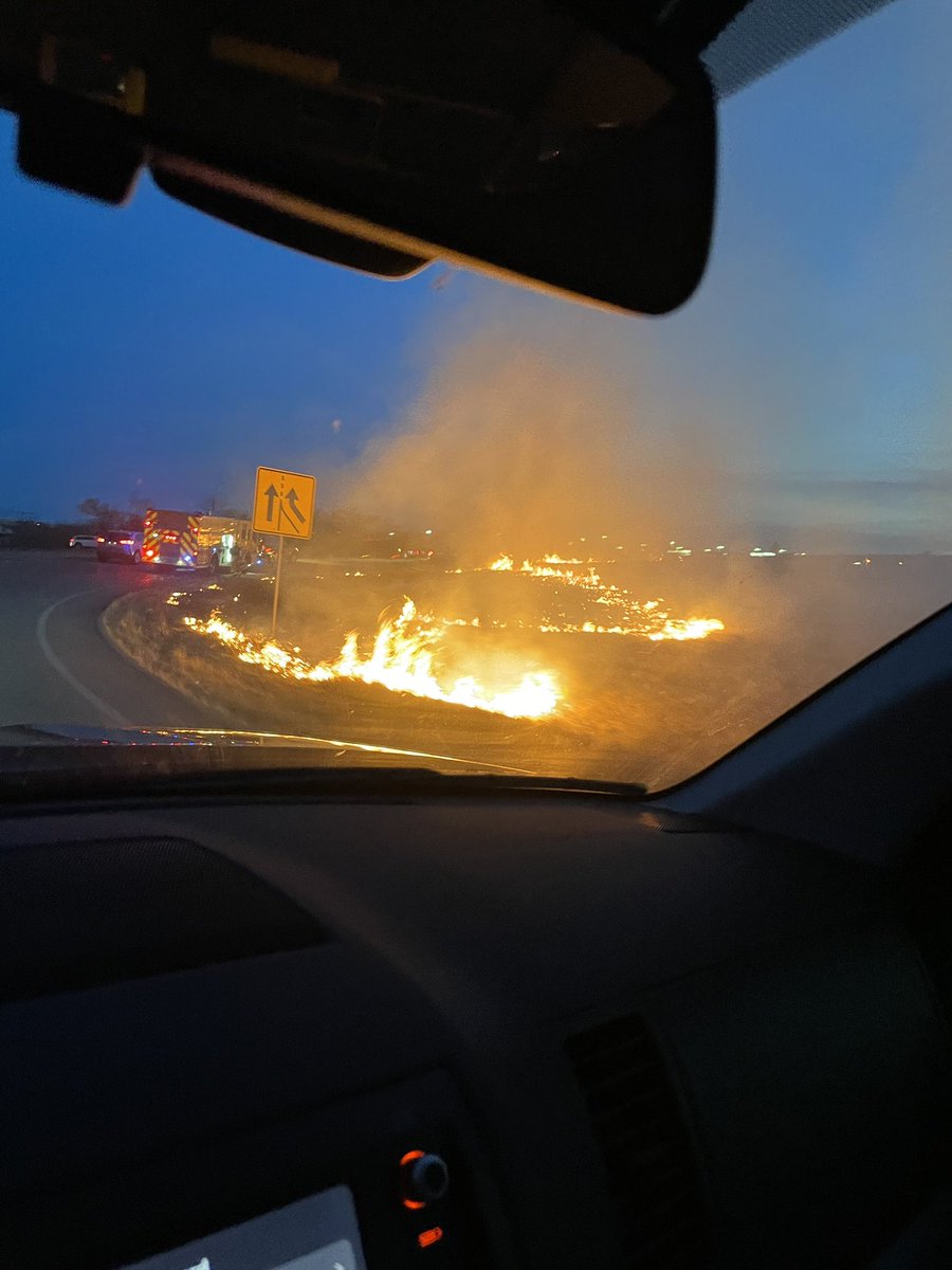 RKundiger's tweet photo. @KCTV5 fire in on ramp from highway 50 to 470 west in lees summit https://t.co/HroXu70oOd