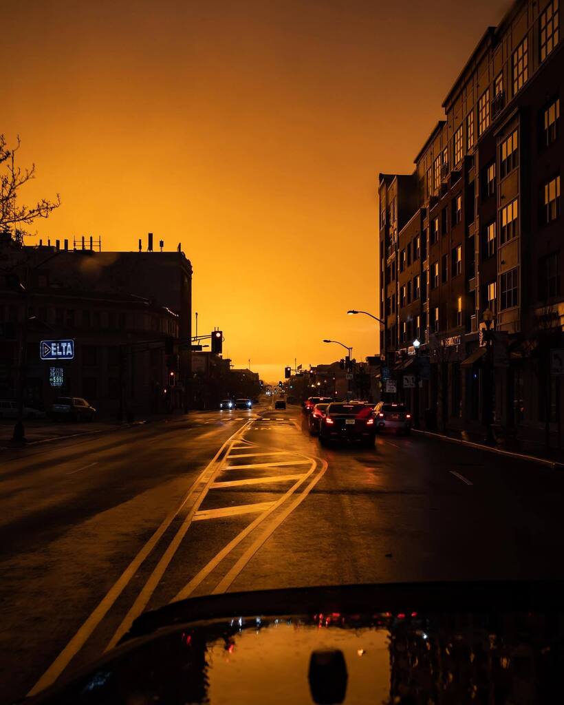BenCampos_'s tweet photo. Bloomfield Avenue, Montclair, NJ. November 28, 2022 at around 7am.
#basilbacon #basilbaconphotography #streetphotography #streetphoto #sunrise #newjerseysunrise #njsunrise #sunrisenj #apsccamera #ricohgriii https://t.co/38QXCu3dtc