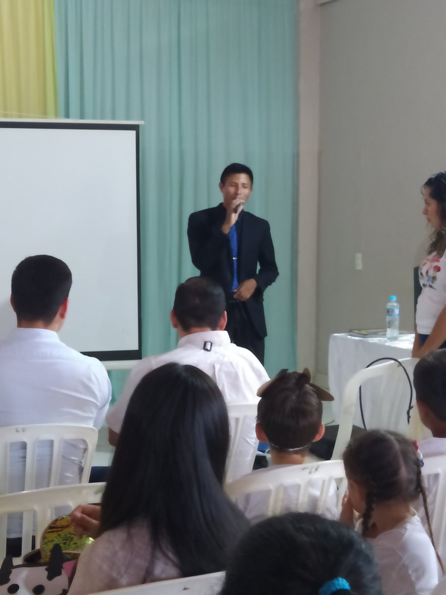 manularapy's tweet photo. 📚 Clausura del taller de lectoescritura hoy en nuestro PC. El próximo año, con tu voto por la #Lista3M, lo haremos ya en la Seccional 25.
¡GRACIAS A TODOS!
🚩 ¡La renovación está en marcha!
#ATodaMáquina
#LaNuevaGeneración
#ManuLara2022
#MaritoPresidenteANR
#Lista3M https://t.co/QPacvhPMAh