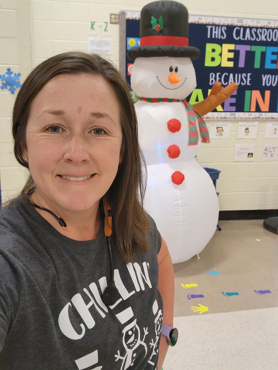 supportphysed's tweet image. Speed stacks, winter games, and skill related fitness is SNOW much fun. 🥰❄️☃️