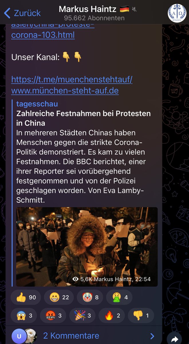 _welpenmetzger's tweet photo. Die Münchner #Querdeppen um #Niemeyer-Geldgeber #Ibing (übrigens großer Fan des „Wir lieben die #Todesstrafe“ #DemokratischenWiderstands) vergleichen sich tatsächlich mit den Demonstranten in China, die ihr Leben riskieren.
Fazit: #MünchenStehtAuf sind einfach nur Trottel.
🤷 https://t.co/n8TmFlpJtL