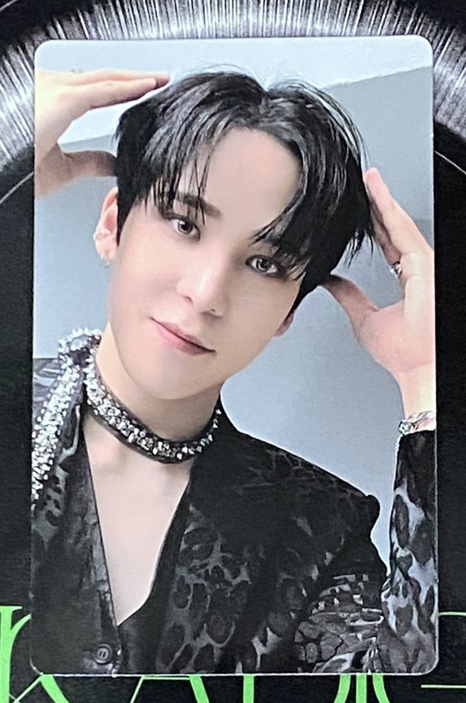 📸 ATEEZ JAPAN 3RD MINI ALBUM [THE WORLD EP.PARADIGM] Yunho Jewel