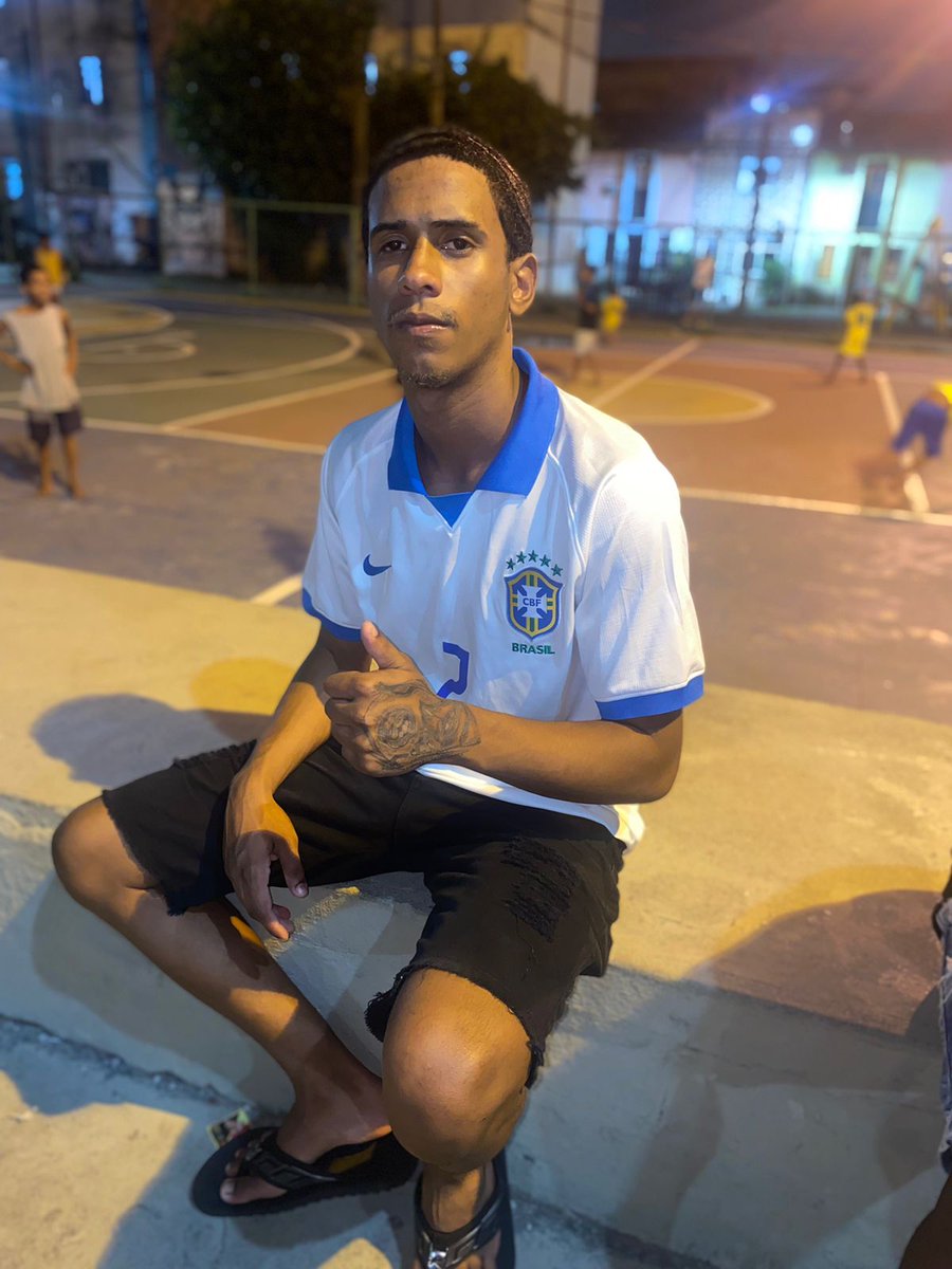 BFROLIVEIRA021's tweet photo. 021 🇧🇷 https://t.co/Isy5kvZu0X