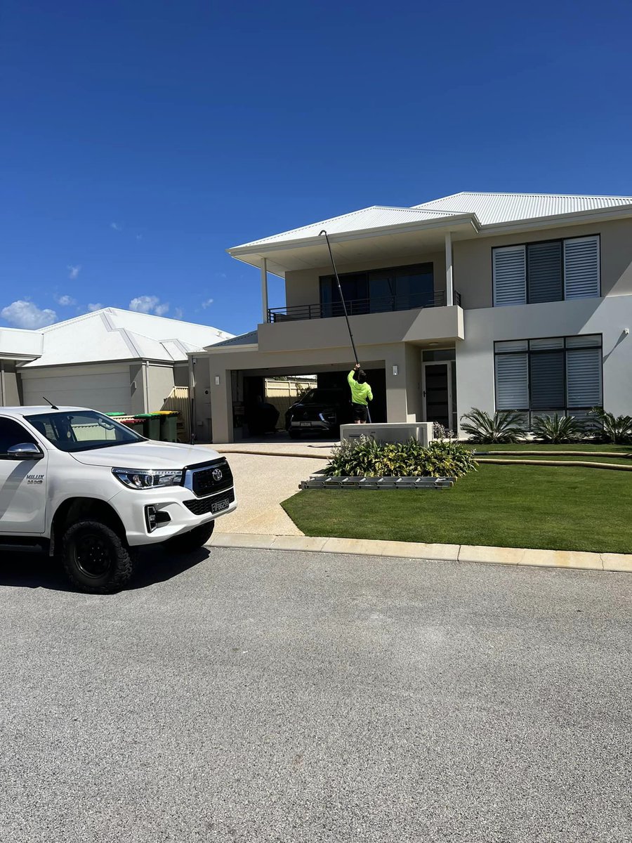 Aust Industrial Vac tweet media