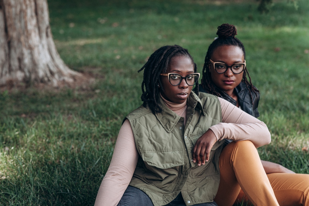 OBWSapp's tweet photo. 'Tis the season for new vision with new eyewear and shades and discounts! 😎

Enjoy 30% off through the end of November and 20% off through December with NURILENS.  Grab your new eyewear (or two) at https://t.co/4r2BaWhWSw.

#BlackOwned #Eyewear #Sunglasses #Shades https://t.co/oPS0AAvoHU