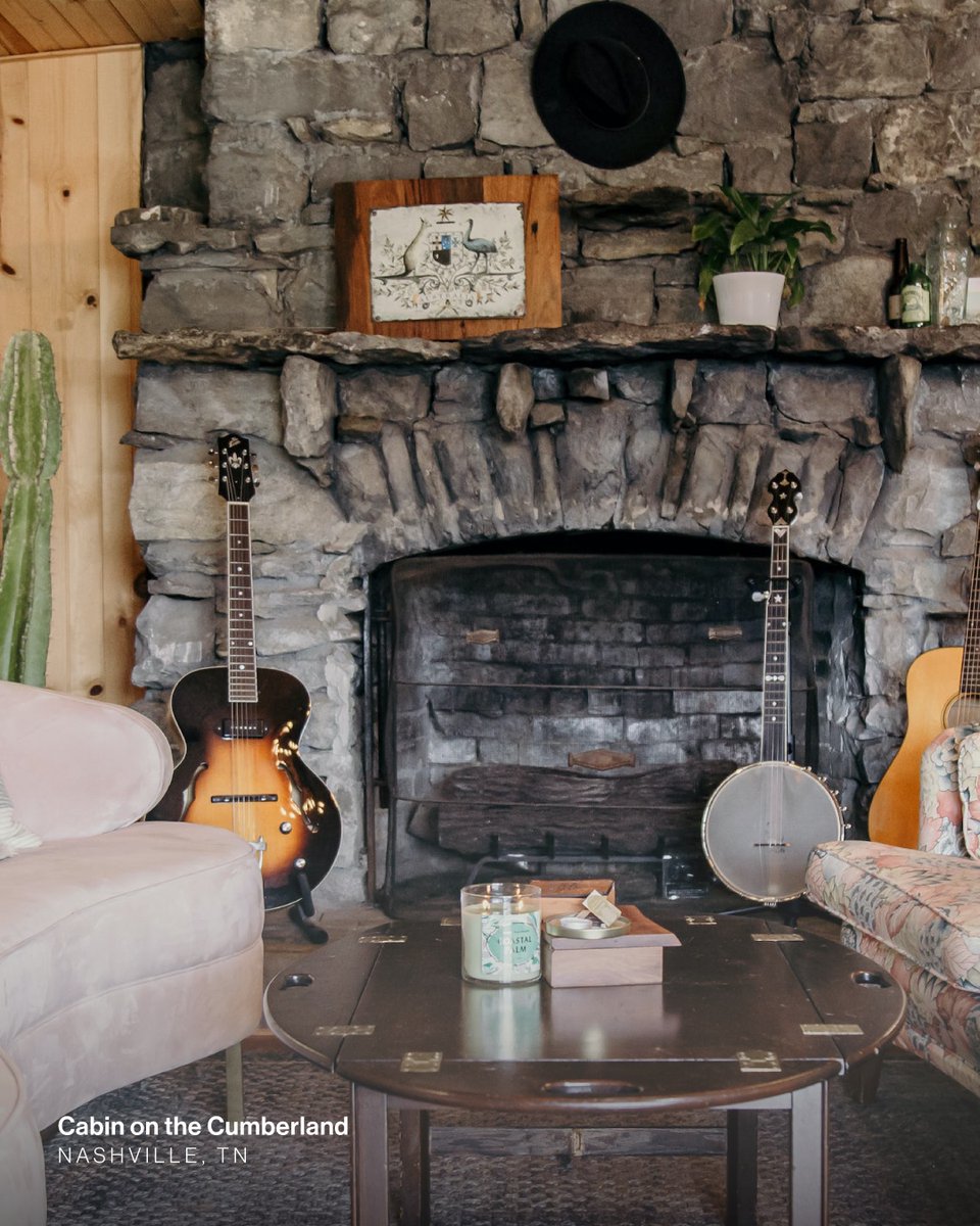 avvayhq's tweet photo. These vibey cabins make perfect film and photo locations!

Don't see a space in your city? Email us. We'll find you one.

#cottagecorephotoshoot #locationscouting #avvayonlocation #filmlocations #photolocation #productionlocation https://t.co/yd3dvvtTa0