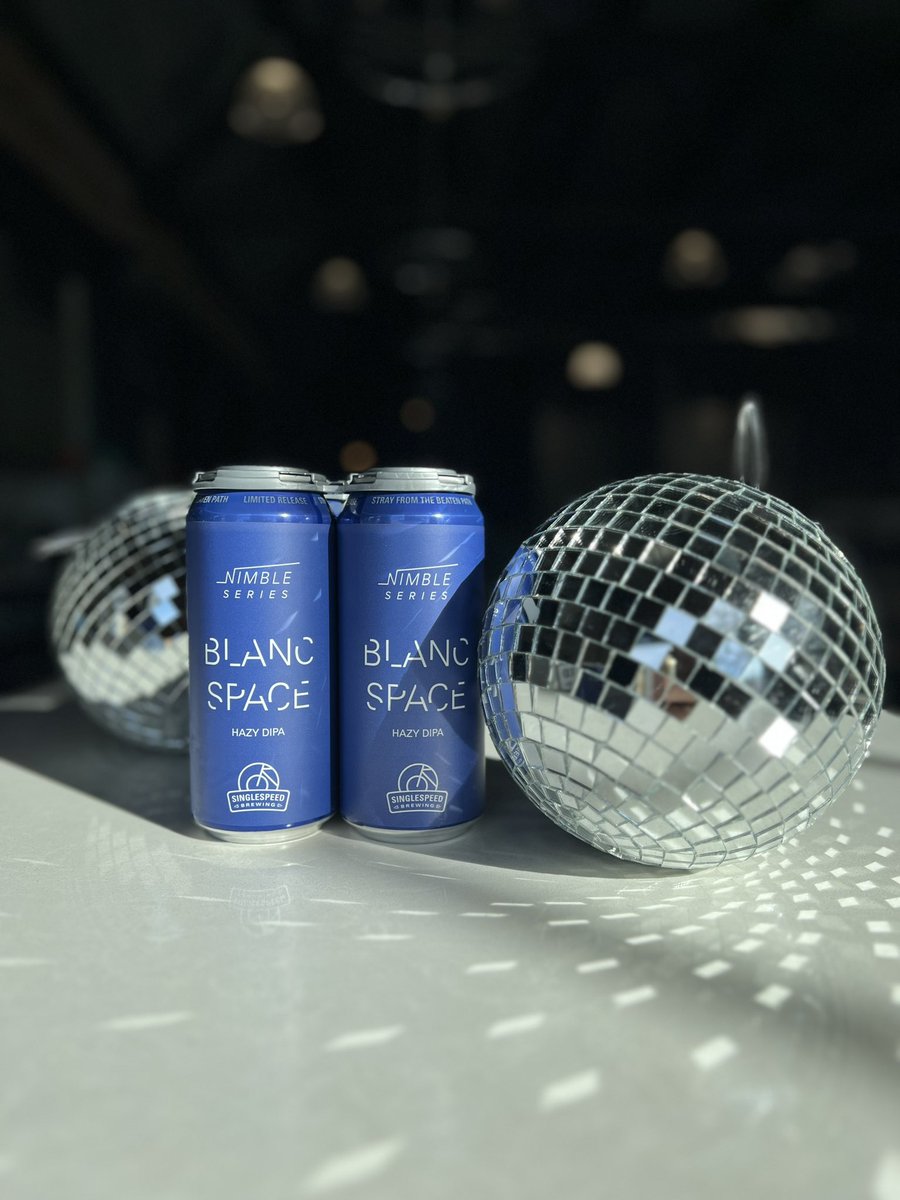 𝘉𝘭𝘢𝘯𝘤 𝘚𝘱𝘢𝘤𝘦 (7.4%) is the newest effort of our Nimble Series, and it’s arriving on the scene this week. With a soft, pillowy base, this Hazy DIPA is characterized by distinct notes of Sauvignon Blanc and citrus that hit the palate in all of the best way. Available 12/3.