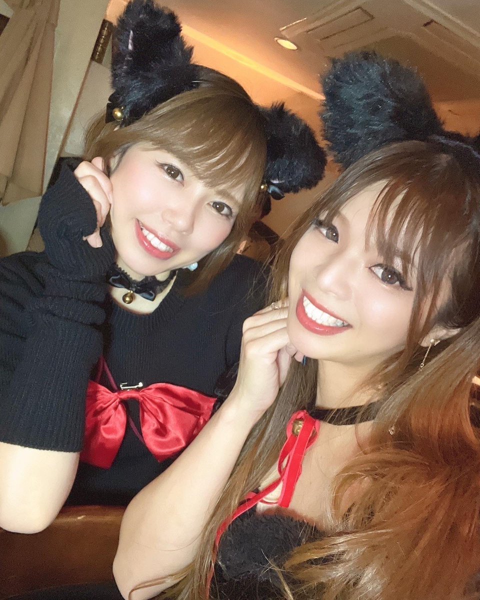 HIMARIc8's tweet photo. 先週末の11周年記念イベントも楽しめた⭐️
次回はクリスマスptダ❤️🎄
#名古屋 #栄 #bar #eventpt https://t.co/7Tltnms4e9