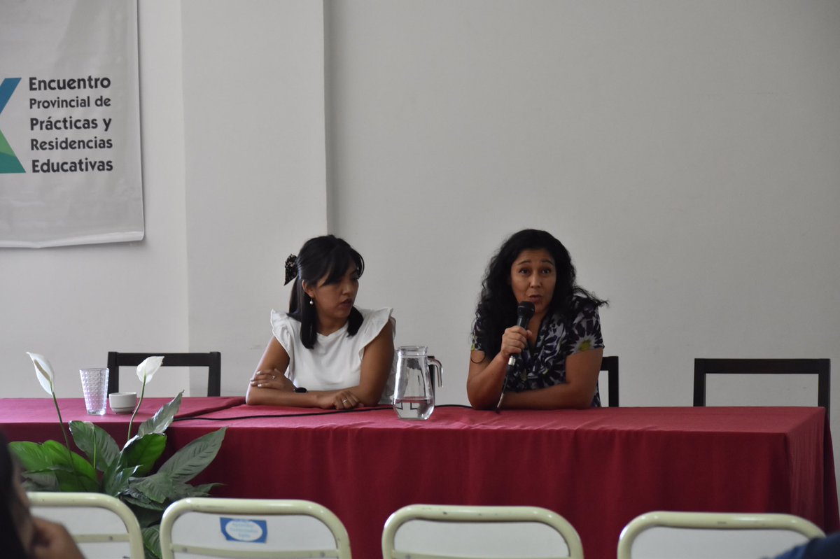 raquelcolque's tweet photo. Nos convocaron para disertar en el “X Encuentro Provincial de Prácticas y Residencias Educativas” en la charla debate “Experiencias Innovadoras” junto a referentes de la Coordinacion de EIB. 
Agradecemos a la Dirección General de Educación Superior por la confianza. https://t.co/fNFmXB8jg7