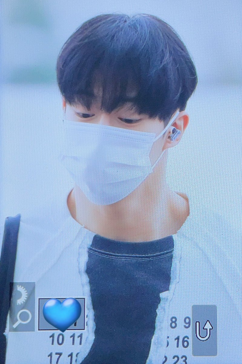 AhPuh_DW's tweet photo. 221129 ICN
북미투어 화댝.ᐟ💙
#SF9  #다원 #ダウォン #DAWON @SF9official https://t.co/1rgxD4TveO