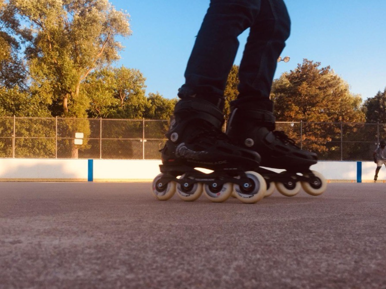 CanadaBladers's tweet photo. #rollerblade + hyper wheels #bigwheelblading #goskate #freeskate #inlineskating #inlineskate #slalomskating #toronto #rollerblading #urbanskating #fsk #skating #cityskate #cityskating #freeskating #trailskating #torontoskating #torontobladers https://t.co/Xt4j5FKlxw