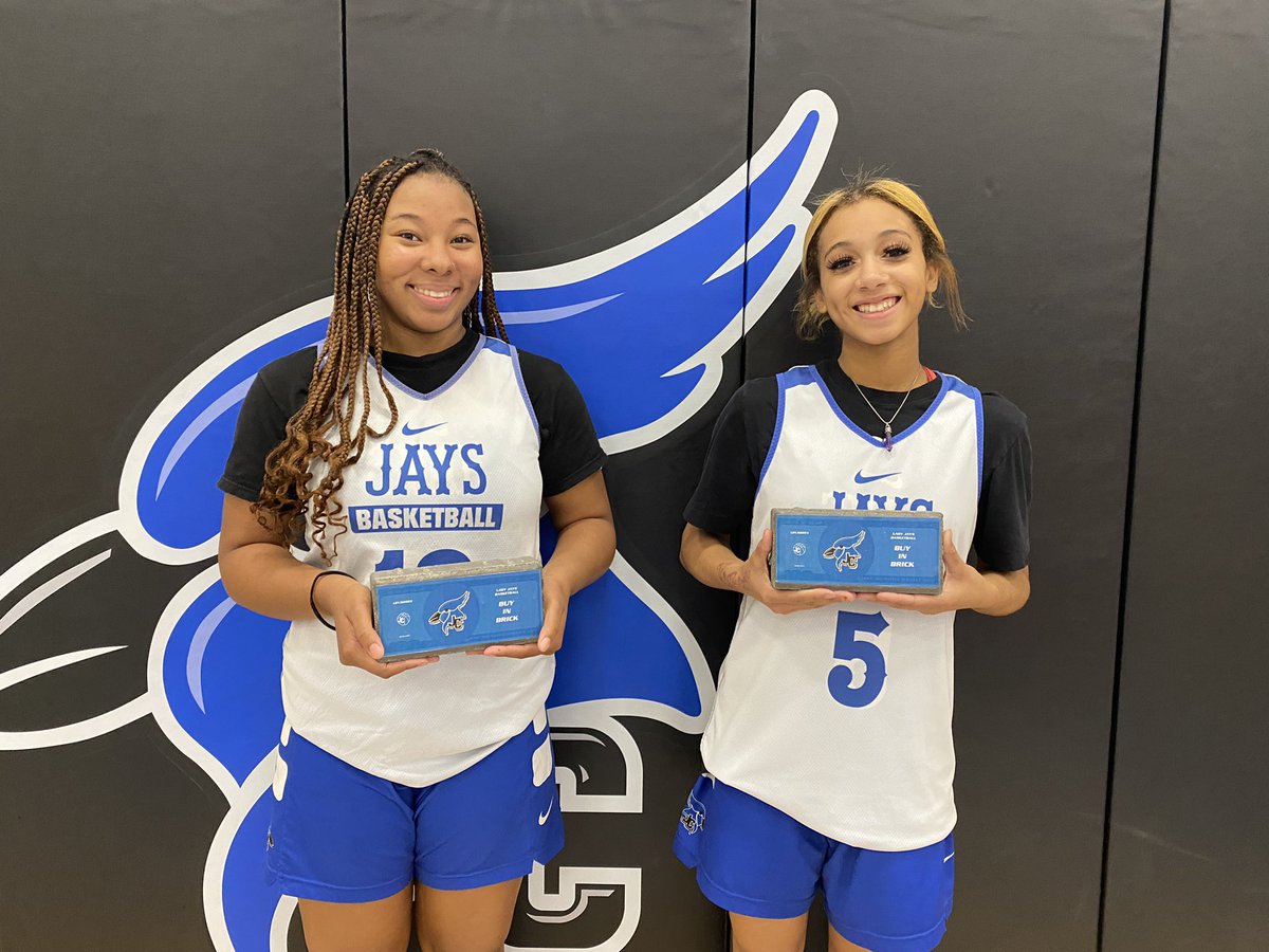 💵Buy In Bricks💵

Given to our players who are the most Bought In to our program for the week!

Gave out 2 today for the first weeks of the season!

Mariah Jeter has been very focused and determined!  

Maiyaunss Harley has balanced work and basketball perfectly!

#TwoFeet