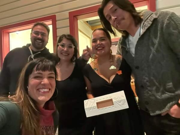 afnyukonregion's tweet photo. 🌟 Last Thursday, the Yukon First Nation Climate Action Fellowship won the Youth Notable Innovators Award at the @yukonstruct Hall of #Innovators Awards for #YukonInnovationWeek2022!

👏🏽 The evening celebrated the countless people working on #innovation and #transformation in YT! https://t.co/Bzhah2AN3d