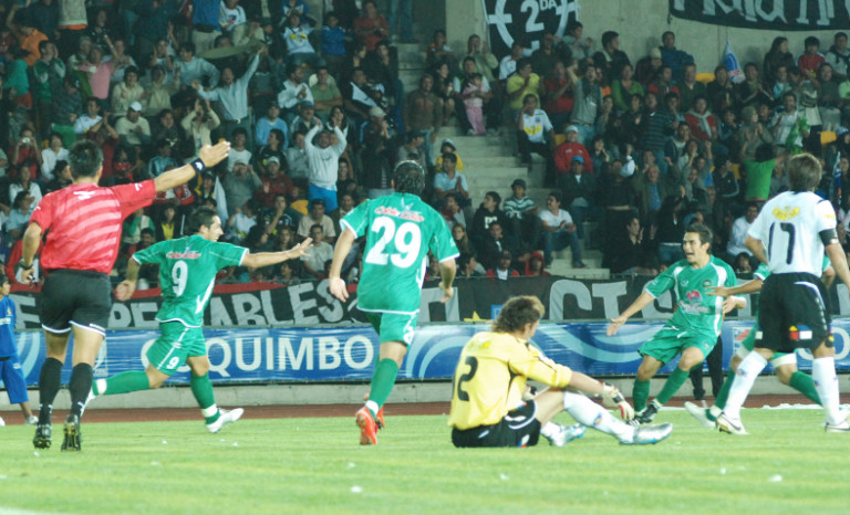 Sorprendió a Colo Colo, fue finalista de la Copa Chile y vuelve a jugar después de seis años

bit.ly/3UeIBTi