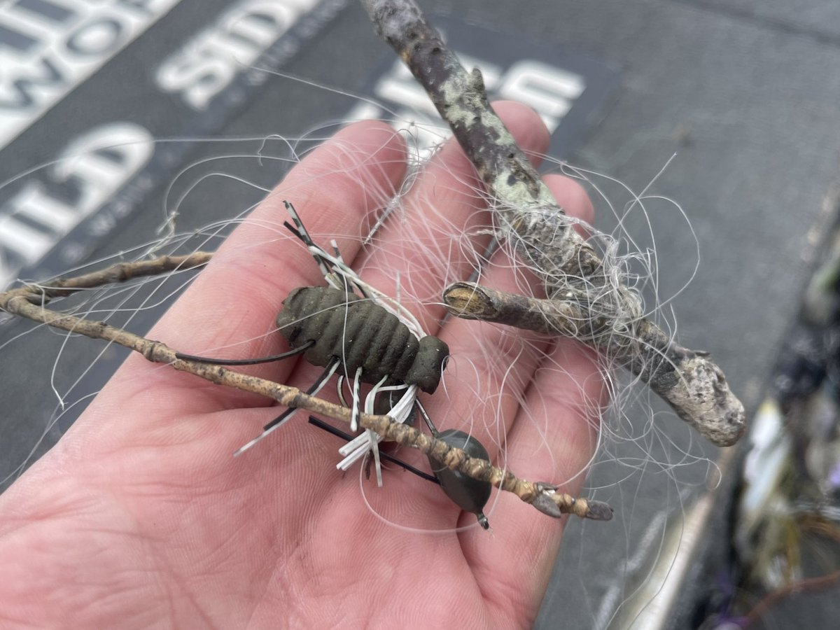 takanashi_0401's tweet image. 今日も湖上から回収活動。
これ回収するのに1時間掛かった。
根掛かり回収は執念。