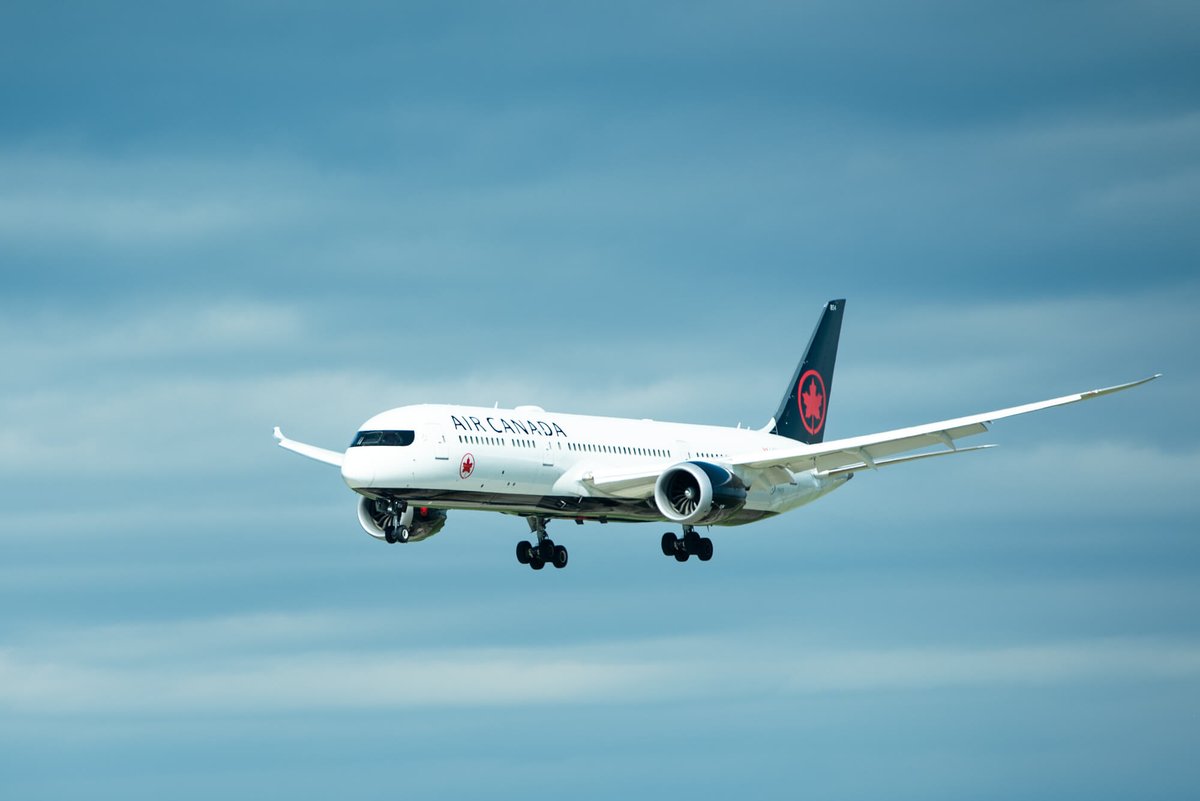 History was made today at <a href="/TorontoPearson/">Toronto Pearson</a> as <a href="/AirCanada/">Air Canada</a> flight 855 became one of the first aircraft to fly the new RNP-AR approach at the airport. 

Learn more: navcanada.ca/en/nav-canada-…