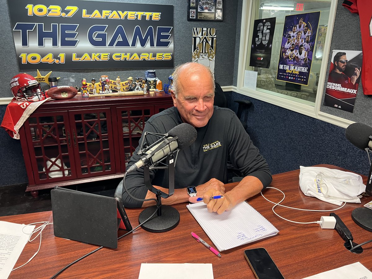 🚨 The Blonde Bomber made his return on this Monday edition of the <a href="/JHS1037/">Jordy Hultberg Show</a> with <a href="/RosvoglouReport/">Chris Rosvoglou</a> <a href="/glenwest21/">Glen West</a> <a href="/gbrou2/">Gerald Broussard RNG</a> and <a href="/BlakeJRuffino/">Blake Ruffino</a> 🚨

audiomack.com/1037-the-game/…