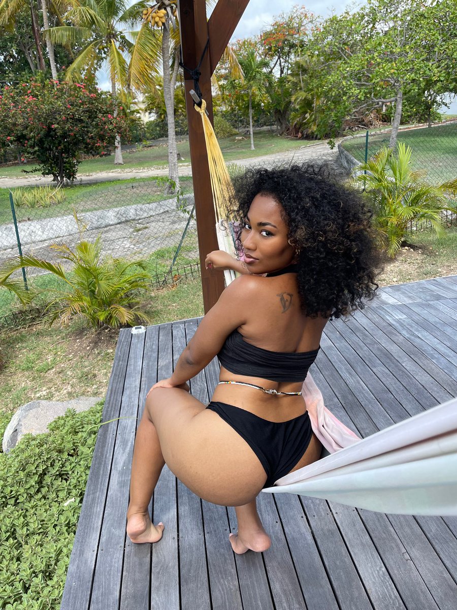Lady_dadoune's tweet photo. Coucou Twitter 🥵 https://t.co/0JgMAZXJqv