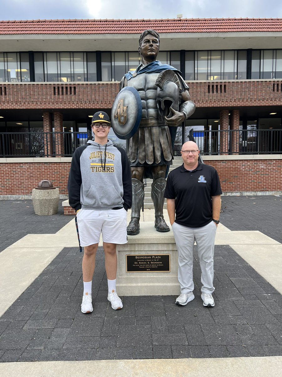 conner_hogan22's tweet photo. Go Spartans! 🔵⚪️ #Committed 
@AUSpartanBase 
@jtwestbaseball 
@ILDYNASTY https://t.co/ev5LZrzLRc