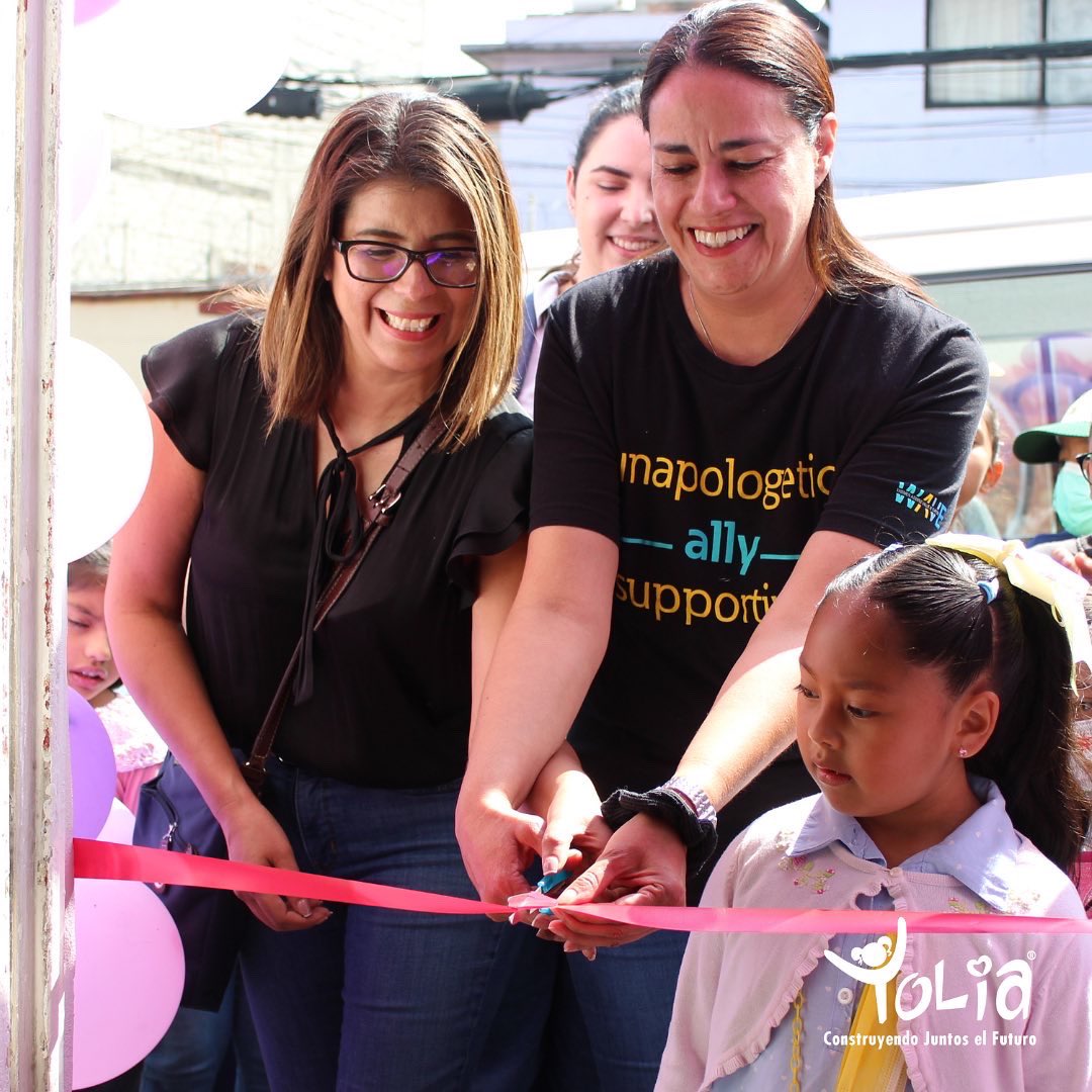 Yolia A.C. tweet media