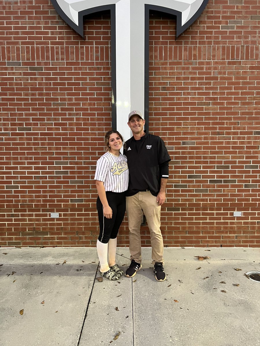 aanderson099's tweet photo. Thank you @AnnaShelnutt for instruction, and thank you @e_newellcoach for hosting a fun camp! Can’t wait to be back! https://t.co/5rYhTdMggY
