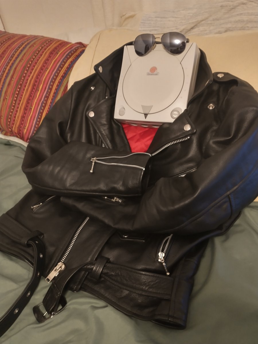 JJBASoundDesign's tweet image. finally took a picture of myself