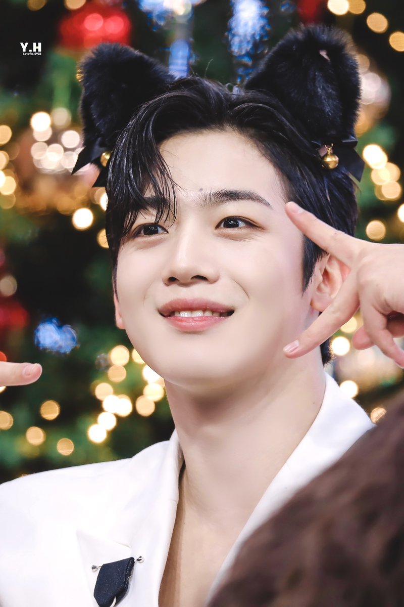 Lovefix_0922's tweet photo. 221120  너무 큐티야 💕

#김요한 #요한 #yohan #KIMYOHAN #ヨハン #キムヨハン #WEi #위아이 @WEi__Official @WEi__Member https://t.co/M0mOK3nOCz