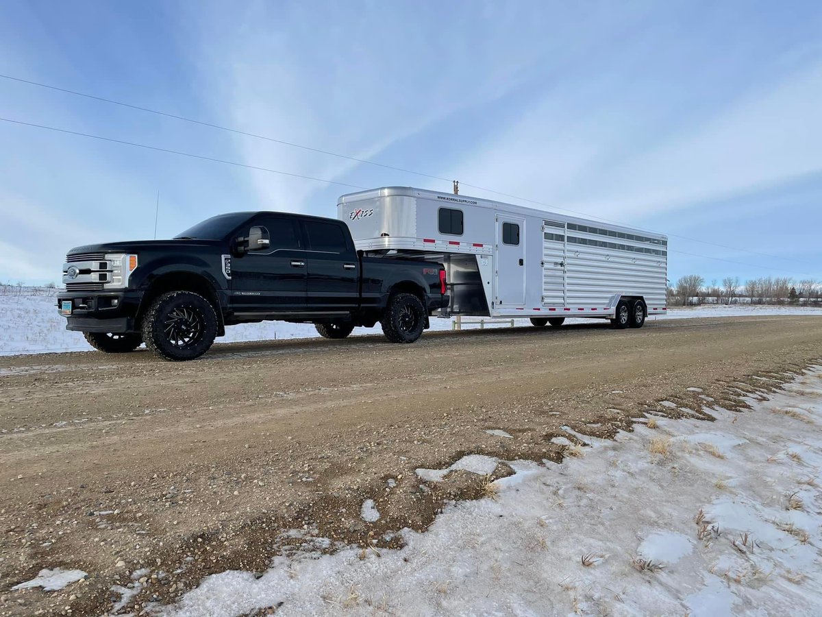 Who in Stephenville TX can tell me the best or closest place to there that will clean and polish my stock trailer?