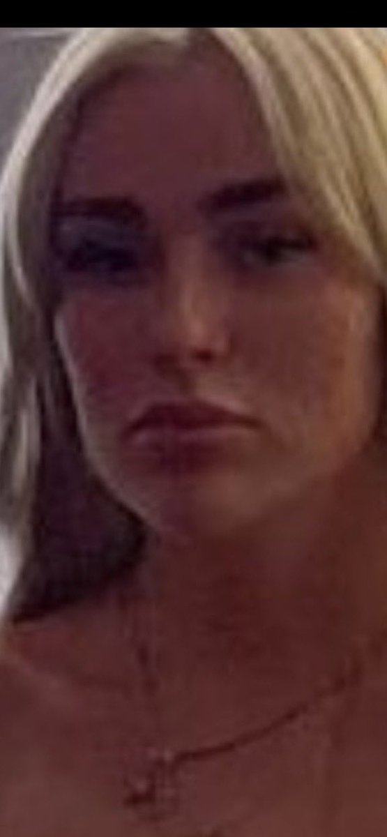 kaleerig's tweet photo. @ihyviper @porchpirate52 Sadly that ain’t her, it’s a fake snap. But This you? https://t.co/5ClO4moqMQ
