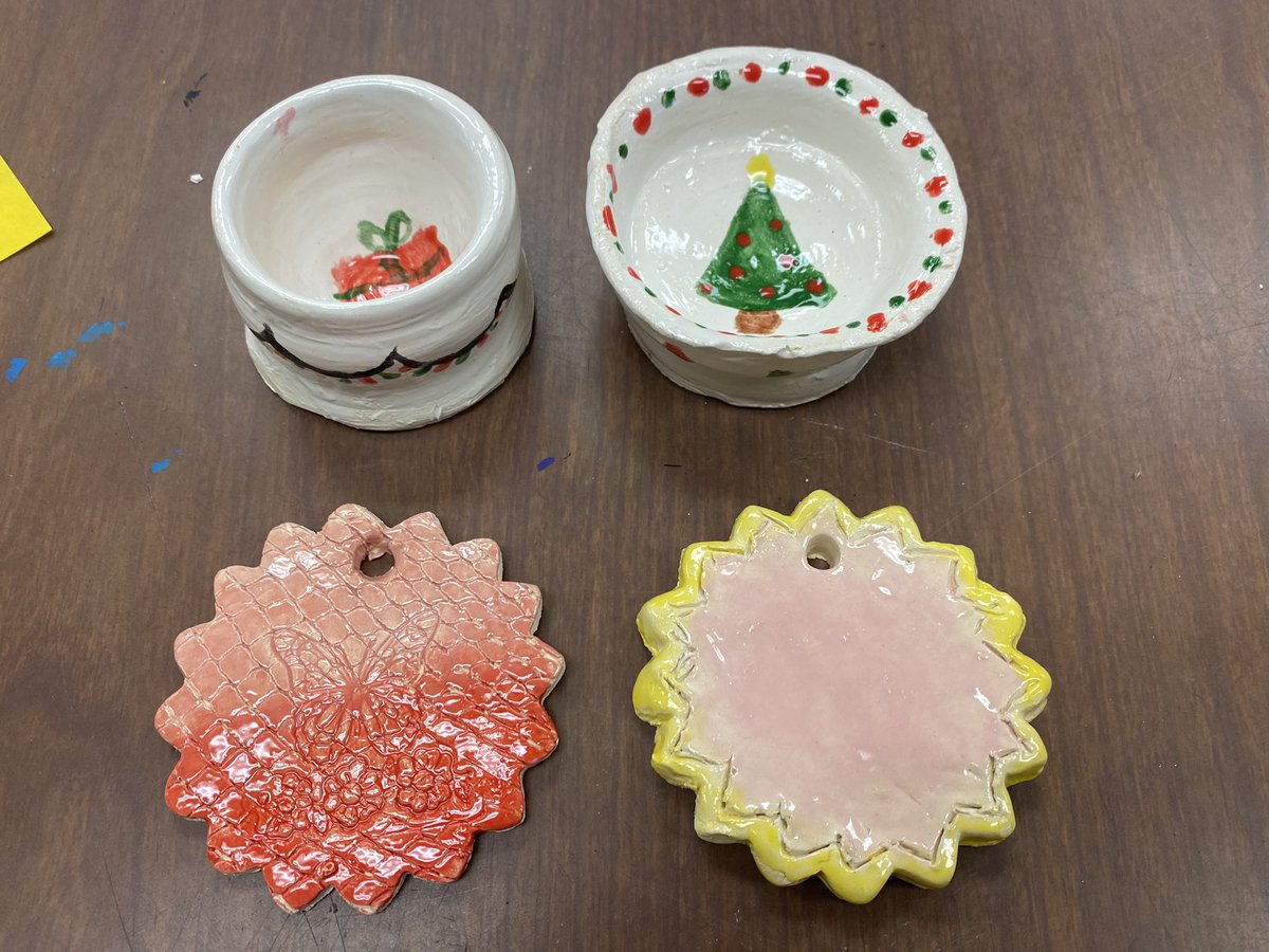 A few students used the ceramics center to get into the holiday spirit #choiceart @RFIShuskies