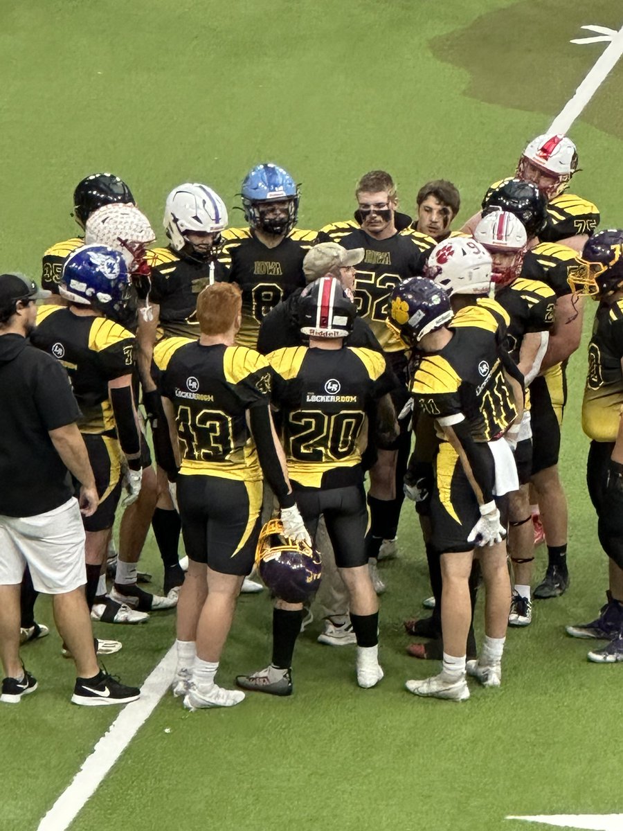 WSchemers's tweet photo. Had a great time yesterday playing in the @riverbattlebowl‼️ A big thanks to @CoachAlford11 and the rest of the coaching staff for making it a memorable experience❕Glad to say we are the 2022 River Battle Bowl Champs 🏆 https://t.co/ulP4UQSvRp