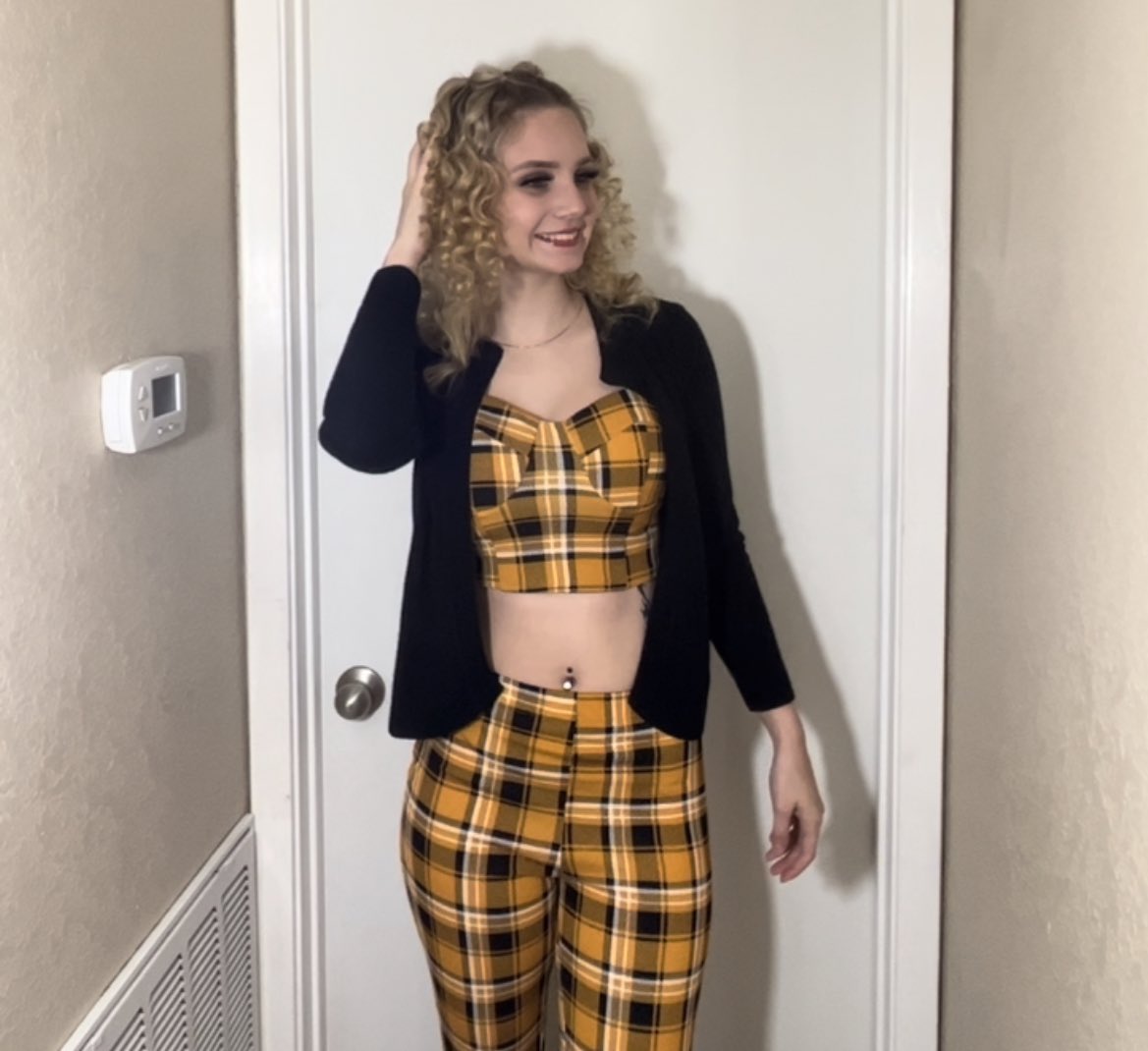 _lameassdev's tweet image. Like a 🦋, pretty to look at/hard to catch